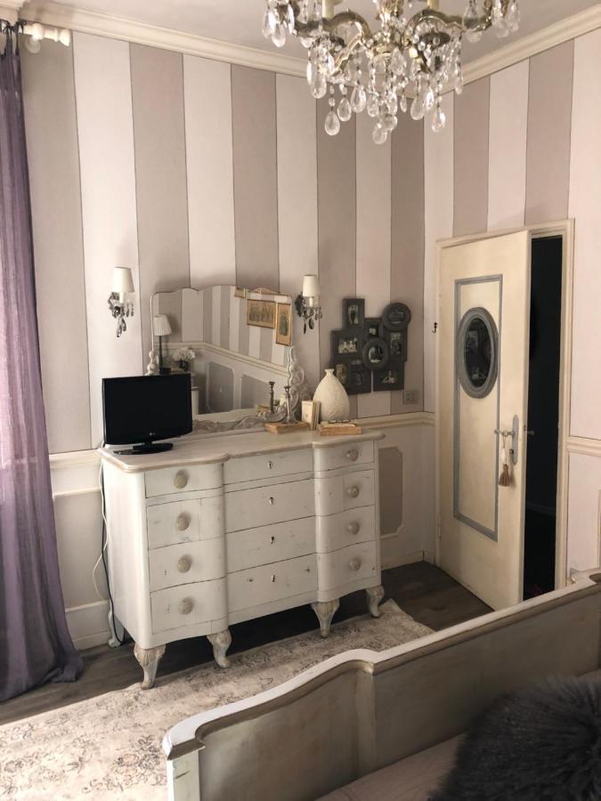 Il Pioppo Antico Apartment Viggiù Екстериор снимка