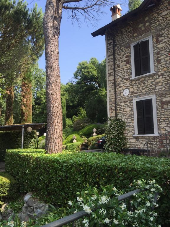 Il Pioppo Antico Apartment Viggiù Стая снимка